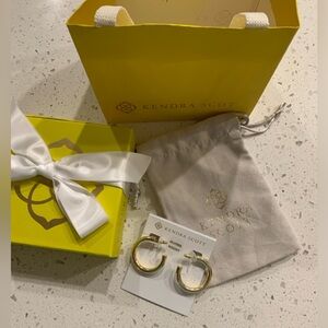 New Kendra Scott Collette hoops in gold